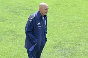 Легендарный итальянский тренер возглавил 