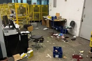 Вибух на “Укрпошті” в Києві: у Держмитслужбі розповіли деталі