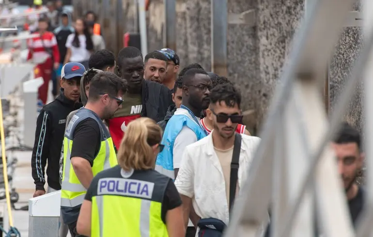 AP: Трамп установил наименьший в истории ежегодный лимит беженцев для въезда в США