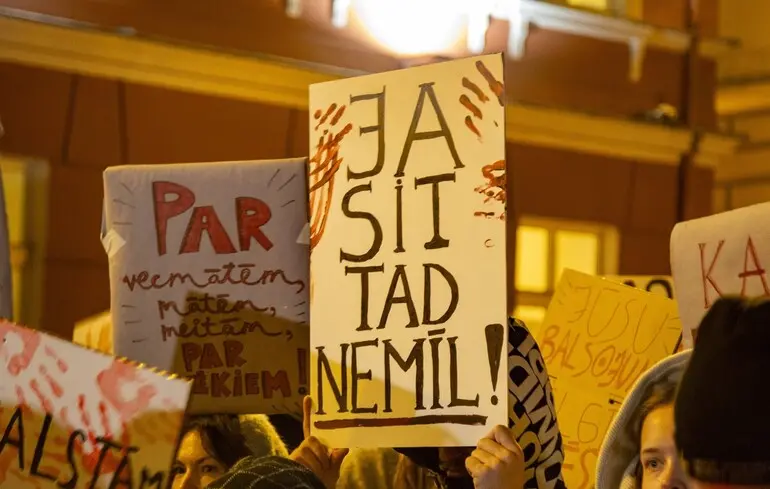 Латвия проголосовала за выход из Стамбульской конвенции