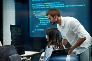 П’ять високооплачуваних професій, які не замінить штучний інтелект — Forbes