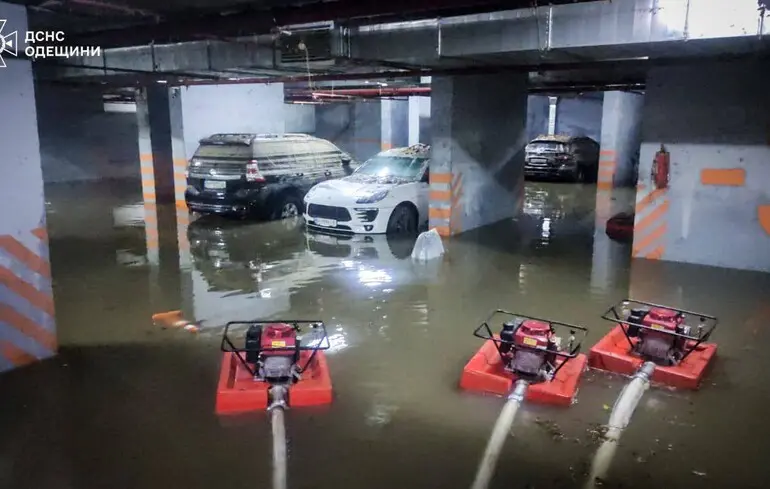 В Одесі обрано запобіжні заходи колегам Труханова у справі щодо загибелі дев'ятьох людей під час негоди