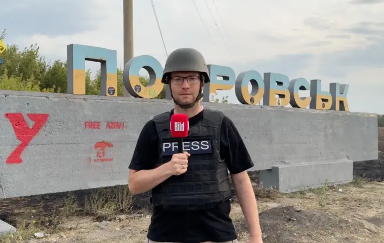 Россия приглашает иностранные СМИ в Покровск и Купянск через экспомощника депутата АдГ