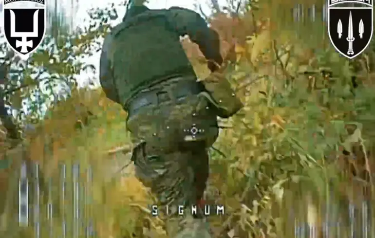 В 54-й ОМБр показали видео с дронов, которые атаковали российских пехотинцев