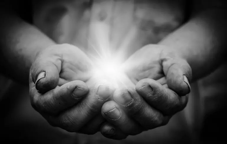 «Украина нуждается не только в победе на поле боя, но и в победе света в сердцах людей», — философ, писатель, военный капеллан Андрей Зелинский