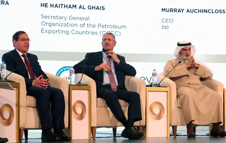 Reuters: Країни ОПЕК+ продовжать збільшувати видобуток нафти і, можливо, без Росії