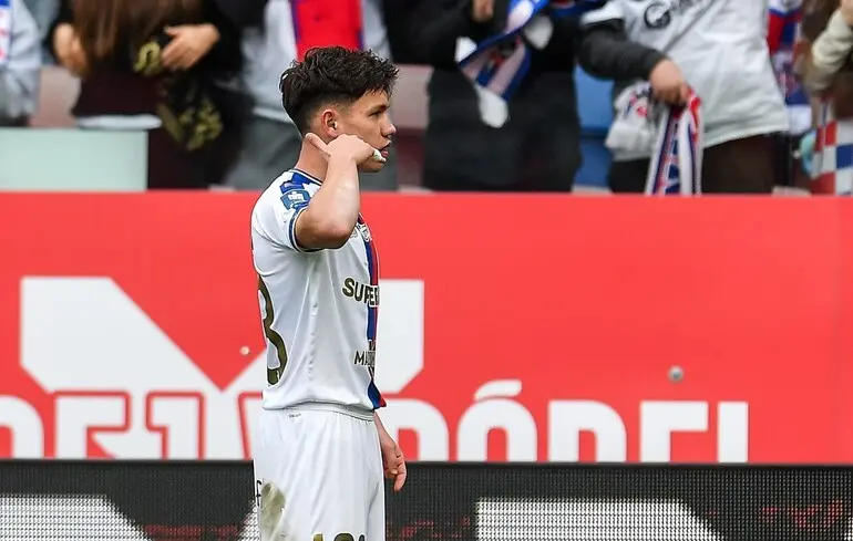 Максим Хлань