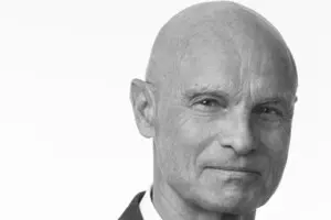 WSJ: Зарубежные активы 