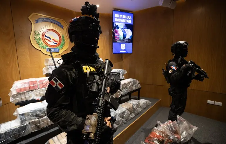 The Times: В Португалии перехватили субмарину с 1,7 тонны кокаина