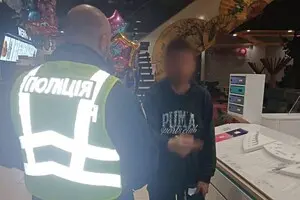 Вибух у ТРЦ в Києві стався через страйкбольну гранату: її підірвав п'яний чоловік