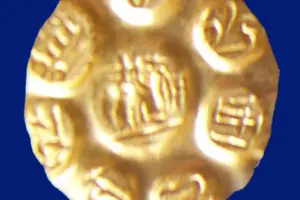 Під час ремонтних робіт у храмі Шиви знайшли золоті монети віком понад 700 років