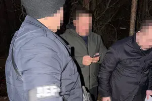 Сбежал с 13 миллионами гривен и спрятался в лесу: начальнику отделения полиции Киева объявлено подозрение