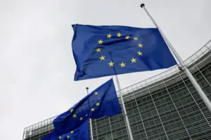 ЕС создает центр для борьбы с российской дезинформацией — The Guardian