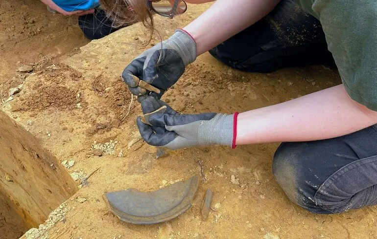 Terra Sigillata — найдена высококачественная римская посуда.