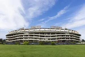 Трамп хочет, чтобы новый стадион NFL в Вашингтоне назвали в его честь — СМИ