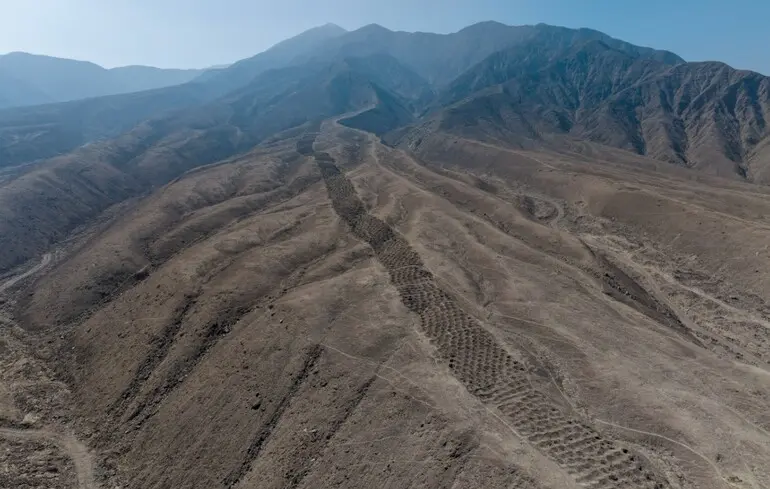 Ученые раскрыли тайну появления 5000 отверстий в Андах