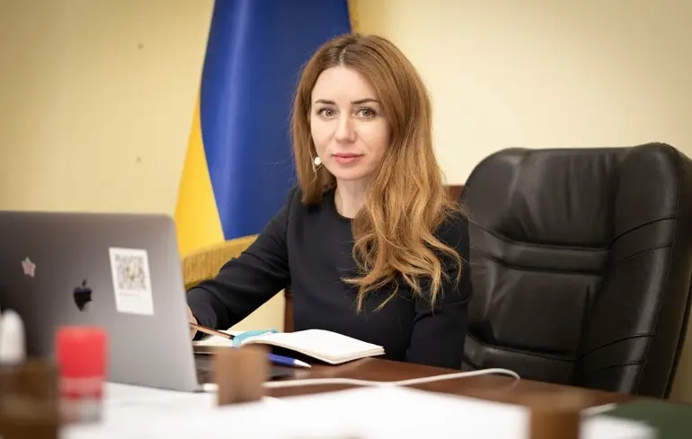 Гринчук получала деньги от помощника Деркача — депутат