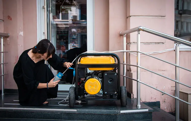 Украинцам будут платить за работу генераторов: расценки и подробности от Минцифры