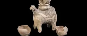 Вблизи Армагеддона: археологи обнаружили древний чайник в форме барана