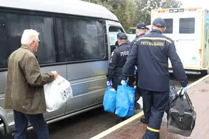 В прифронтовом поселке возле Запорожья объявили принудительную эвакуацию семей с детьми