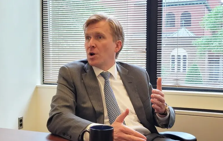 Республіканці критикують заступника глави Пентагону, який виступає проти допомоги Україні — Politico