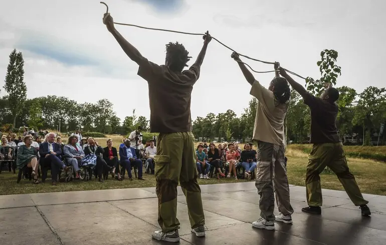 Reuters: Від Великої Британії вимагають репарацій за торгівлю рабами