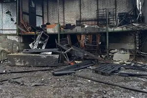 Россияне попали в два энергообъекта, предприятие и АЗС в Черниговской области: пострадала женщина