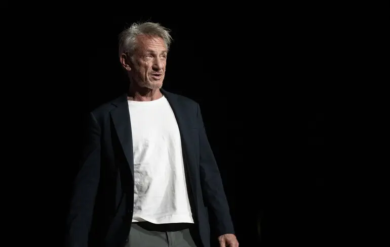 Американский актер и режиссер Шон Пенн.