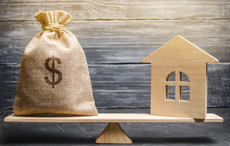 Власть уклоняется от решения проблем социально-гуманитарной сферы