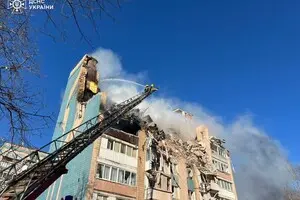 У Тернополі дістали з-під завалів багатоповерхівки юнака, ще 25 людей не виходять на зв'язок