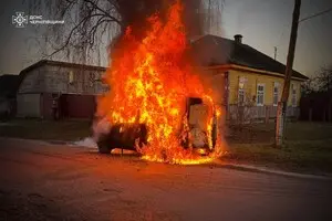 Россияне дронами атаковали энергообъект и предприятие в Черниговской области