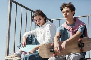 Мова в родині є головним чинником, що стримує перехід підлітків на українську — опитування