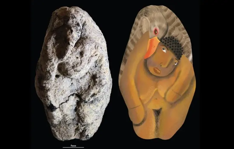 Задовго до Зевса і Леди: вчені знайшли фігурку птаха, що обіймає жінку