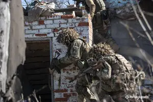 «Поместились бы в один класс»: в Купянске осталось 40 российских штурмовиков