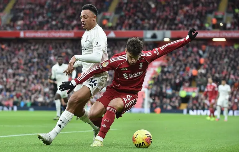 Шесть поражений в семи матчах: 