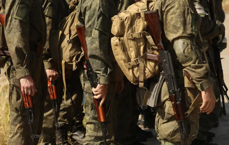 У Якутії зупинили виплати контрактникам через брак коштів у бюджеті