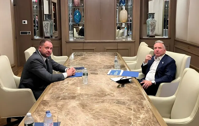 У Женеву прибувають представники США, Європи та України для обговорення мирного плану