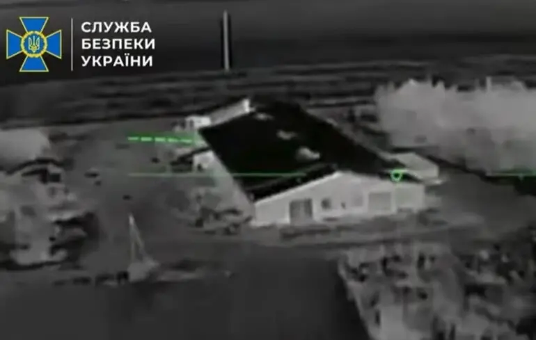 Бійці СБУ знищили склади з російськими дронами Zala, 