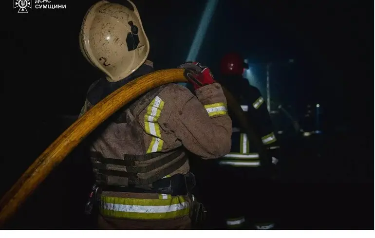 Росія вдарила дронами по Сумам: місто залишилося без світла та води