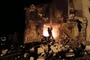 Во время массированного воздушного удара по Киевской области россияне повредили многоэтажку — КОВА о первых последствиях атаки