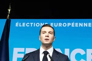 Опитування: лідер ультраправих переможе на президентських виборах у Франції