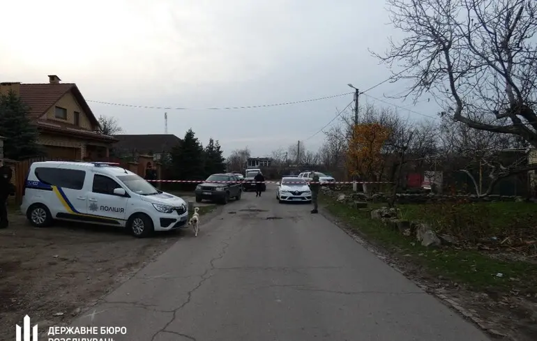 Біля Запоріжжя поліцейський поранив з вогнепальної зброї трьох військових