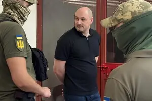 Відеоспостереження 24/7: адвокатка Магомедрасулова розповіла, в яких умовах утримують детектива НАБУ