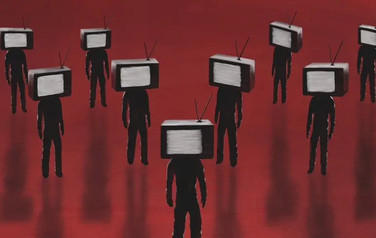 Росіянам мало говорять про мирні переговори та роблять акцент на «істерії Європи»