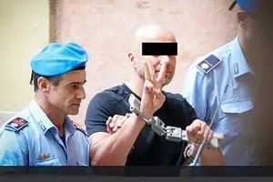 Підозрюваного у підриві 