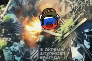 В Харьковской области российские штурмовые группы продвигаются, прикрываясь маскировочными палатками и плащами — Третья штурмовая бригада