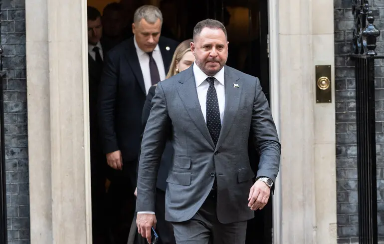 Андрей Ермак, отставка Ермака