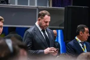 Чотири чинники, що обрушили систему, яку Єрмак збудував для Зеленського