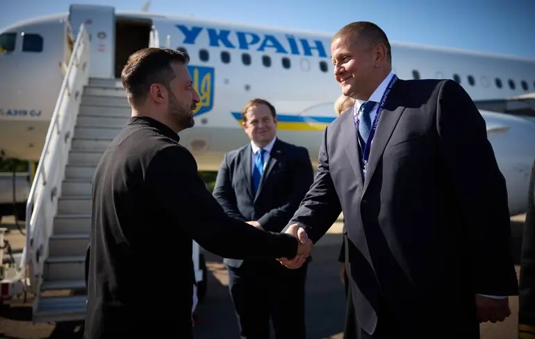 Новая архитектура власти: что ждет ОП, парламент и Кабмин после отставки Ермака