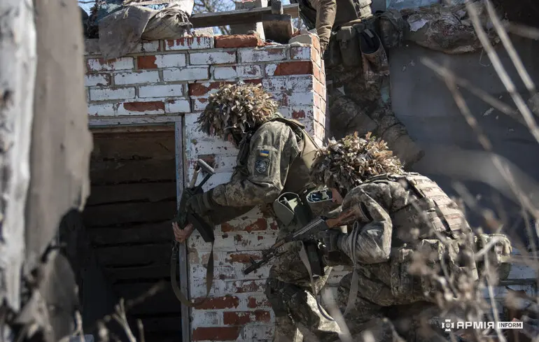 Українські військові назвали «капітуляцією» мирний план Трампа — NBC News